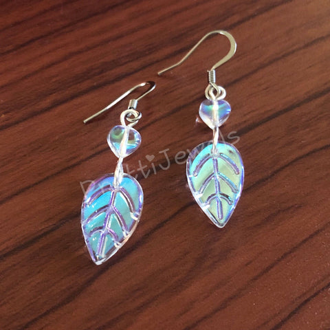 Glass crystal heart & leaf earrings